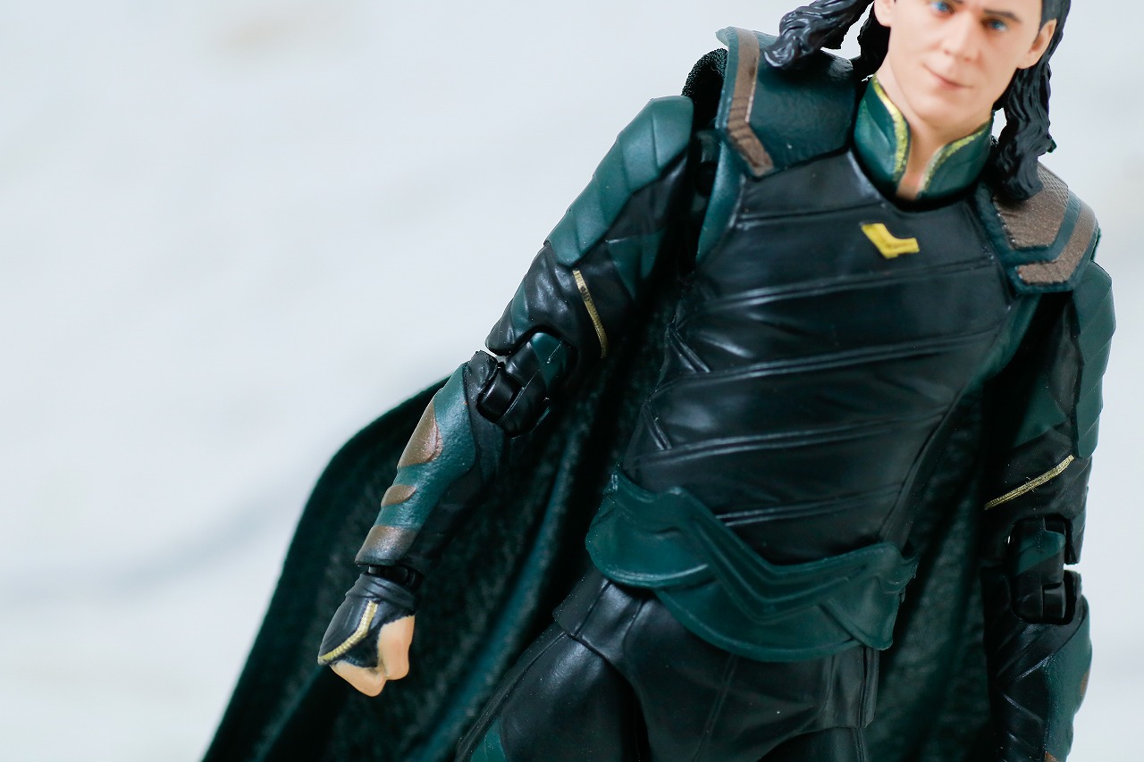 MAFEX　ロキ　アベンジャーズ　インフィニティ・ウォー　レビュー　本体