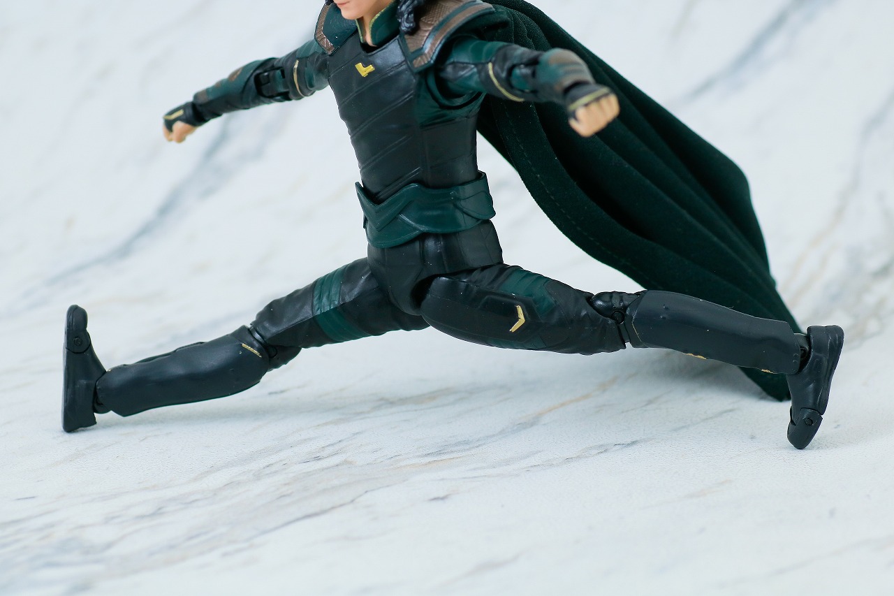 MAFEX　ロキ　アベンジャーズ　インフィニティ・ウォー　レビュー　可動範囲