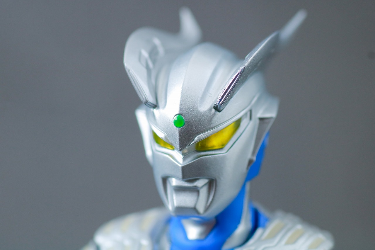 S.H.フィギュアーツ　テクターギア・ゼロ　ウルトラマンゼロ　レビュー　通常状態　本体