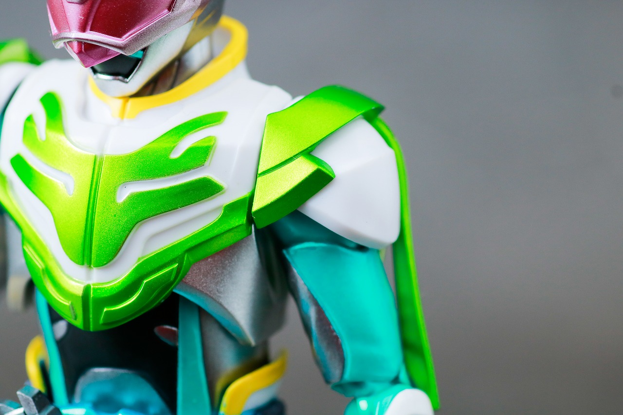 S.H.フィギュアーツ 仮面ライダーライブ バットゲノム　ジャッカルゲノム　レビュー　ジャッカル　換装