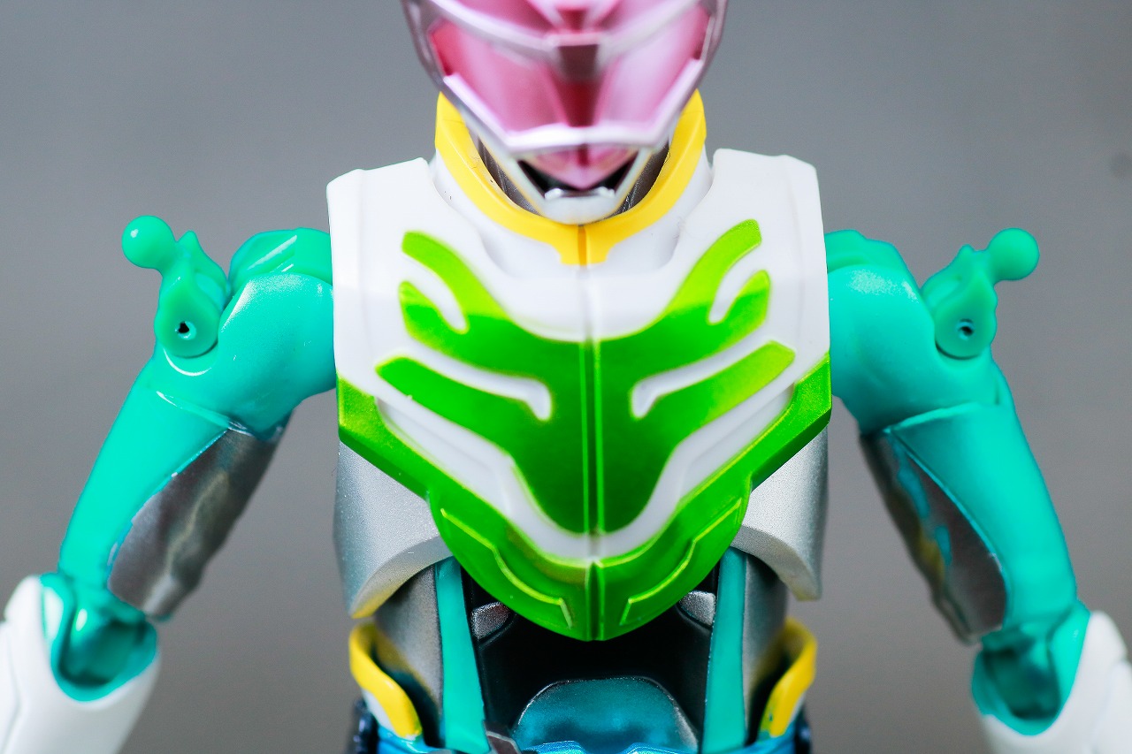 S.H.フィギュアーツ 仮面ライダーライブ バットゲノム　ジャッカルゲノム　レビュー　ジャッカル　換装