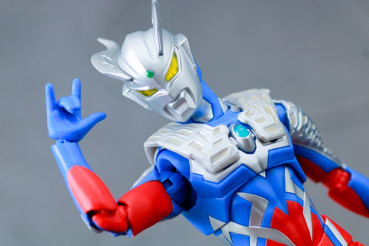 S.H.フィギュアーツ　テクターギア・ゼロ　ウルトラマンゼロ　レビュー　アクション