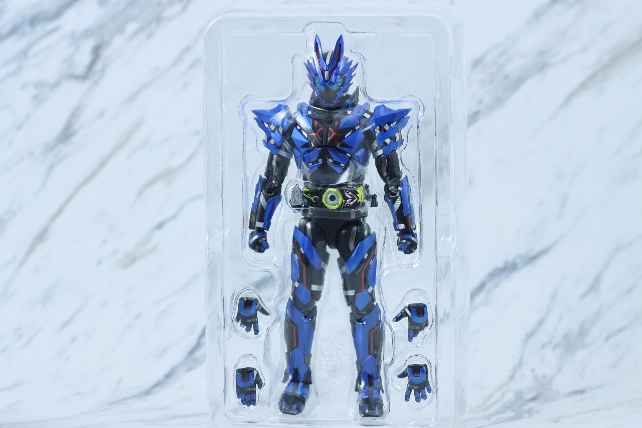 S.H.フィギュアーツ　仮面ライダーバルカン ローンウルフ　レビュー　パッケージ