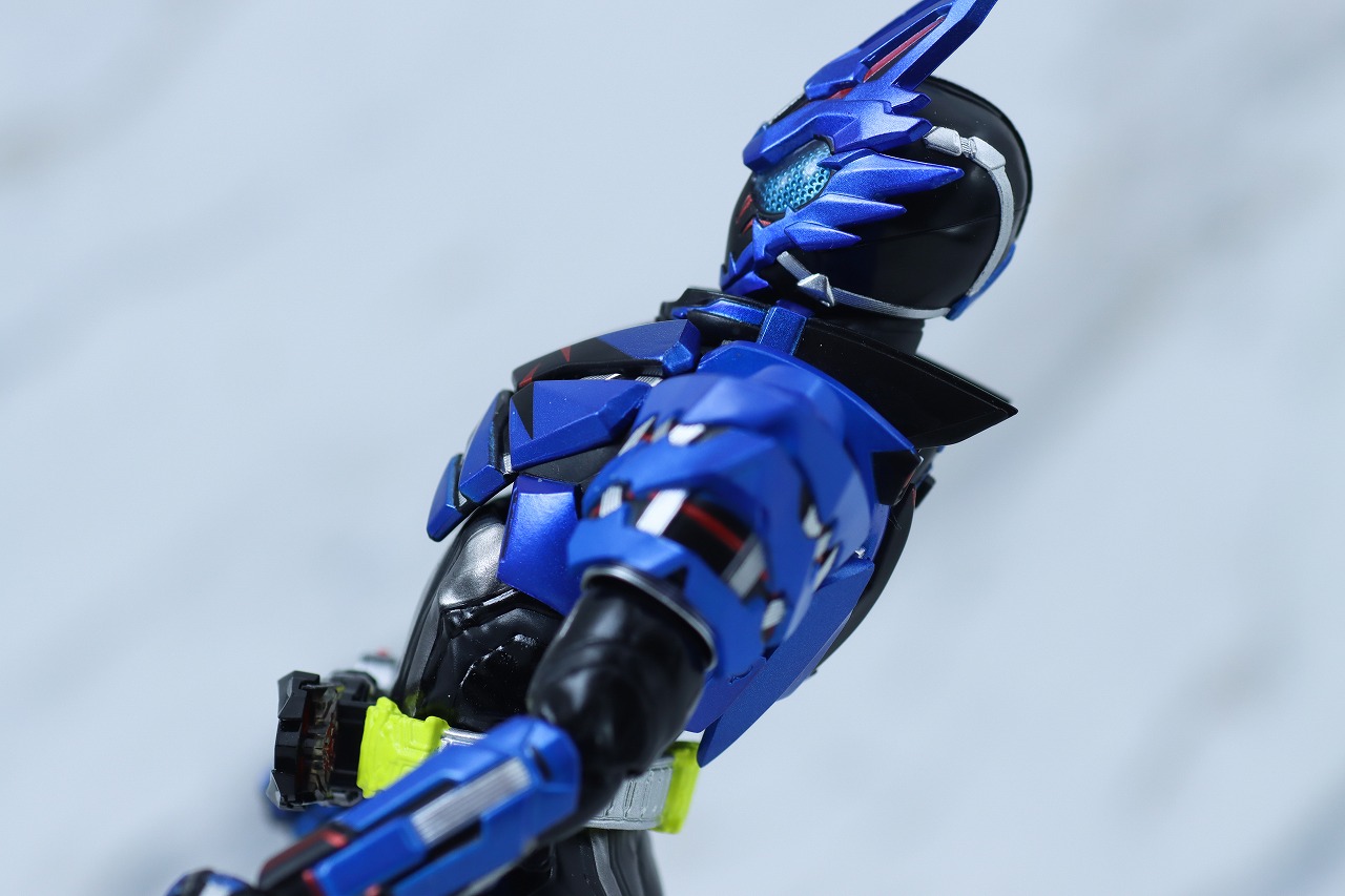 S.H.フィギュアーツ　仮面ライダーバルカン ローンウルフ　レビュー　可動範囲