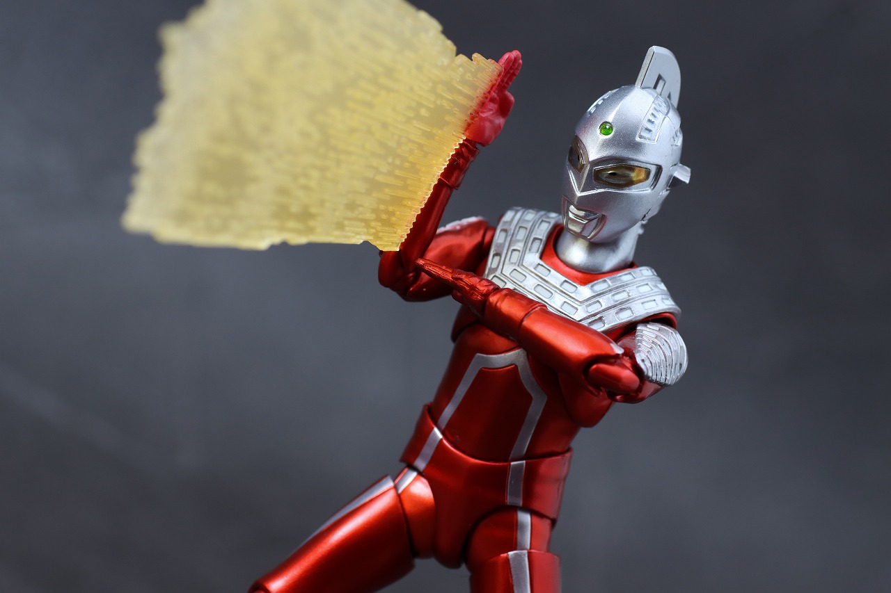 S.H.フィギュアーツ　ウルトラセブン 55th Anniversary Ver.　レビュー　アクション