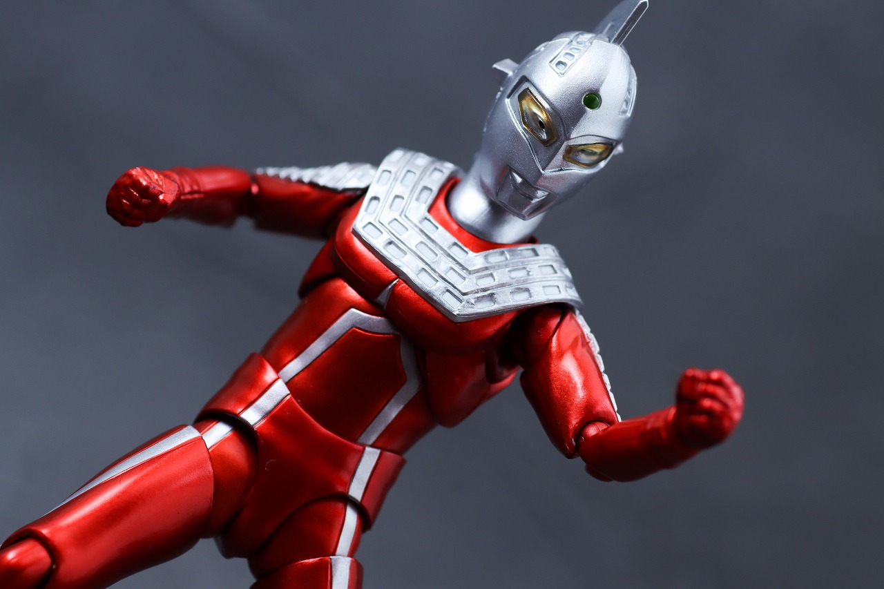 S.H.フィギュアーツ　ウルトラセブン 55th Anniversary Ver.　レビュー　アクション