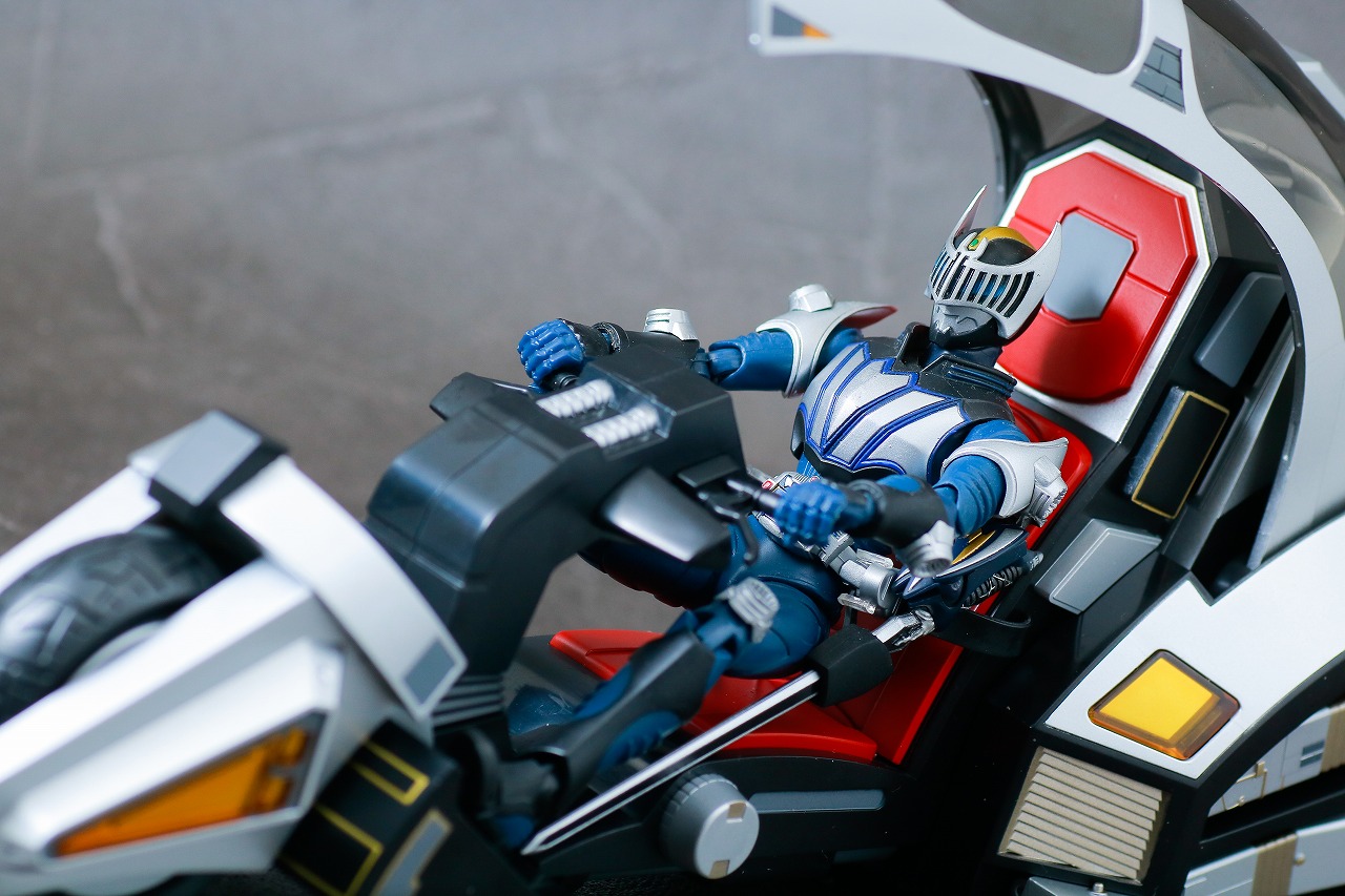 S.H.フィギュアーツ オルタナティブ レビュー アクション 仮面ライダーナイト