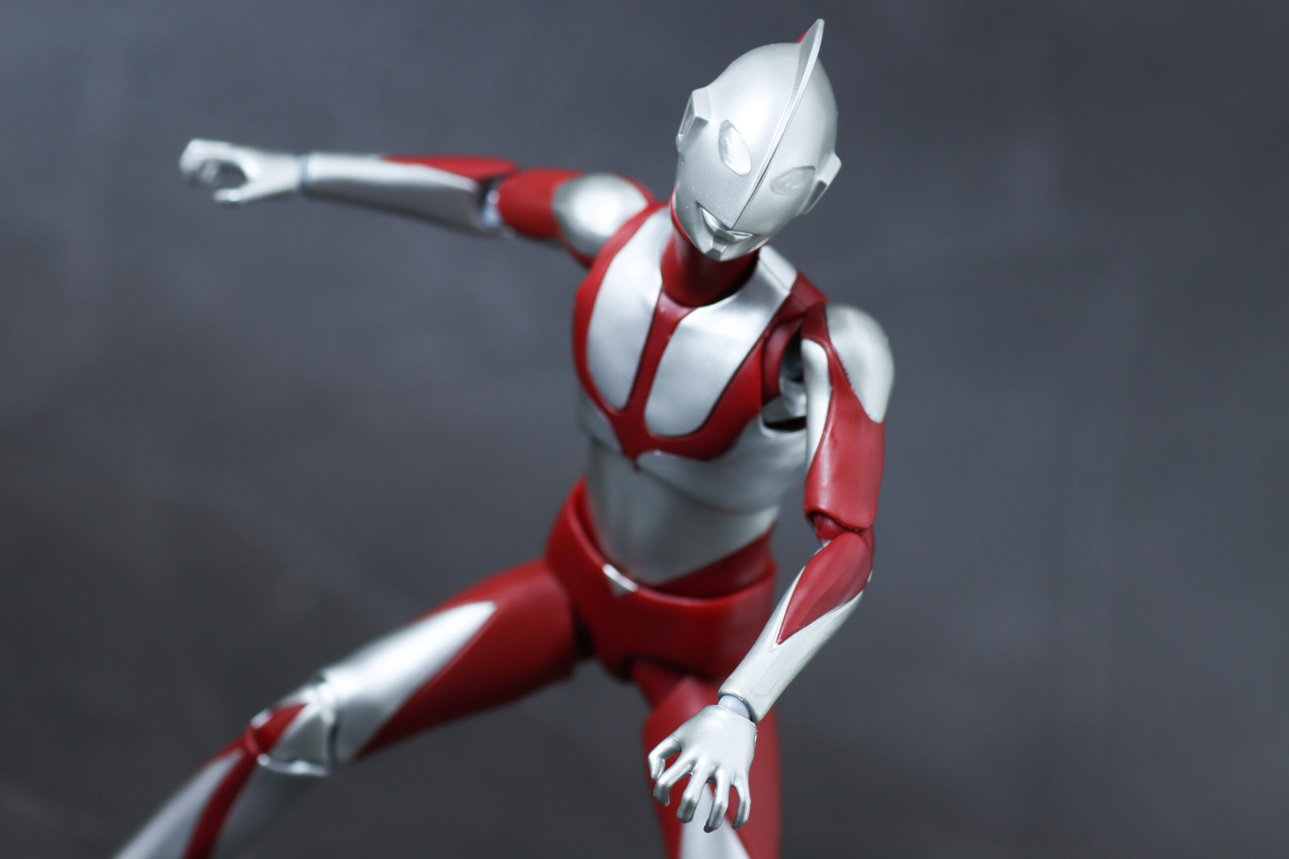 S.H.フィギュアーツ　にせウルトラマン（『シン・ウルトラマン』）　レビュー　アクション