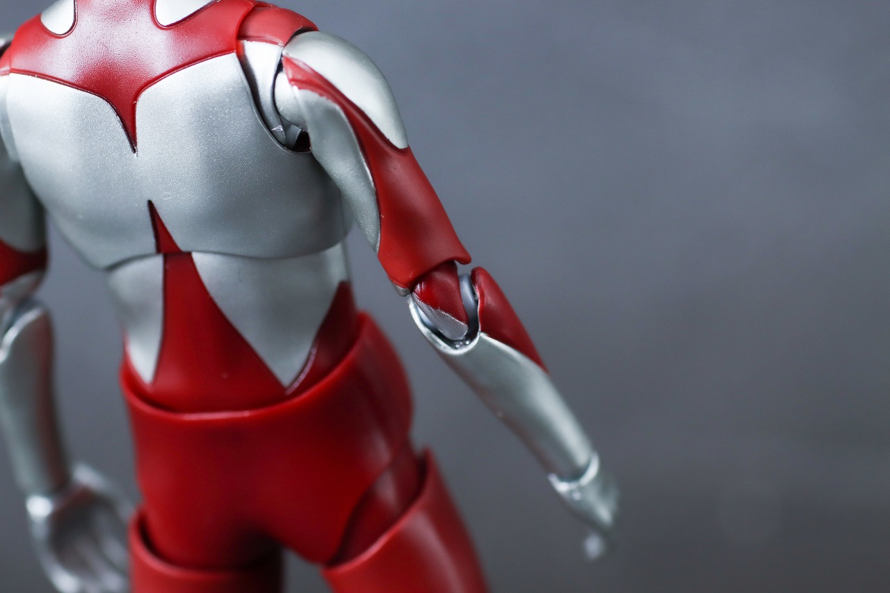 S.H.フィギュアーツ　にせウルトラマン（『シン・ウルトラマン』）　レビュー　本体