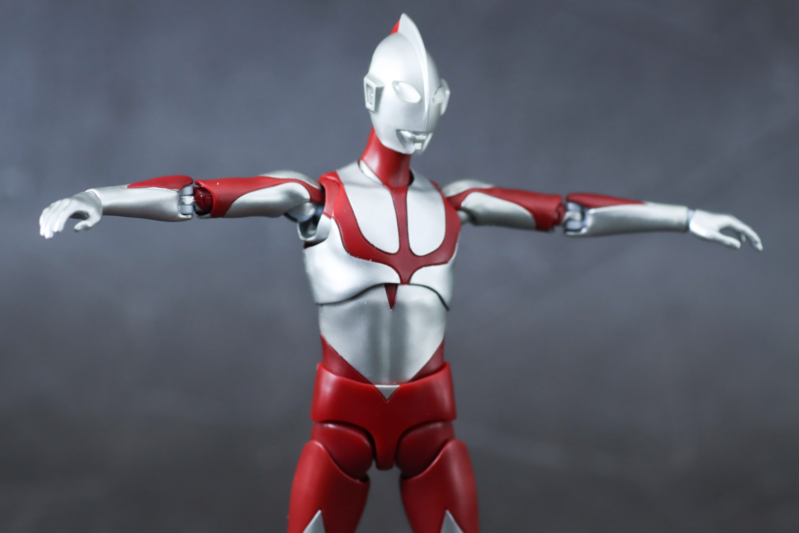 S.H.フィギュアーツ　にせウルトラマン（『シン・ウルトラマン』）　レビュー　可動範囲