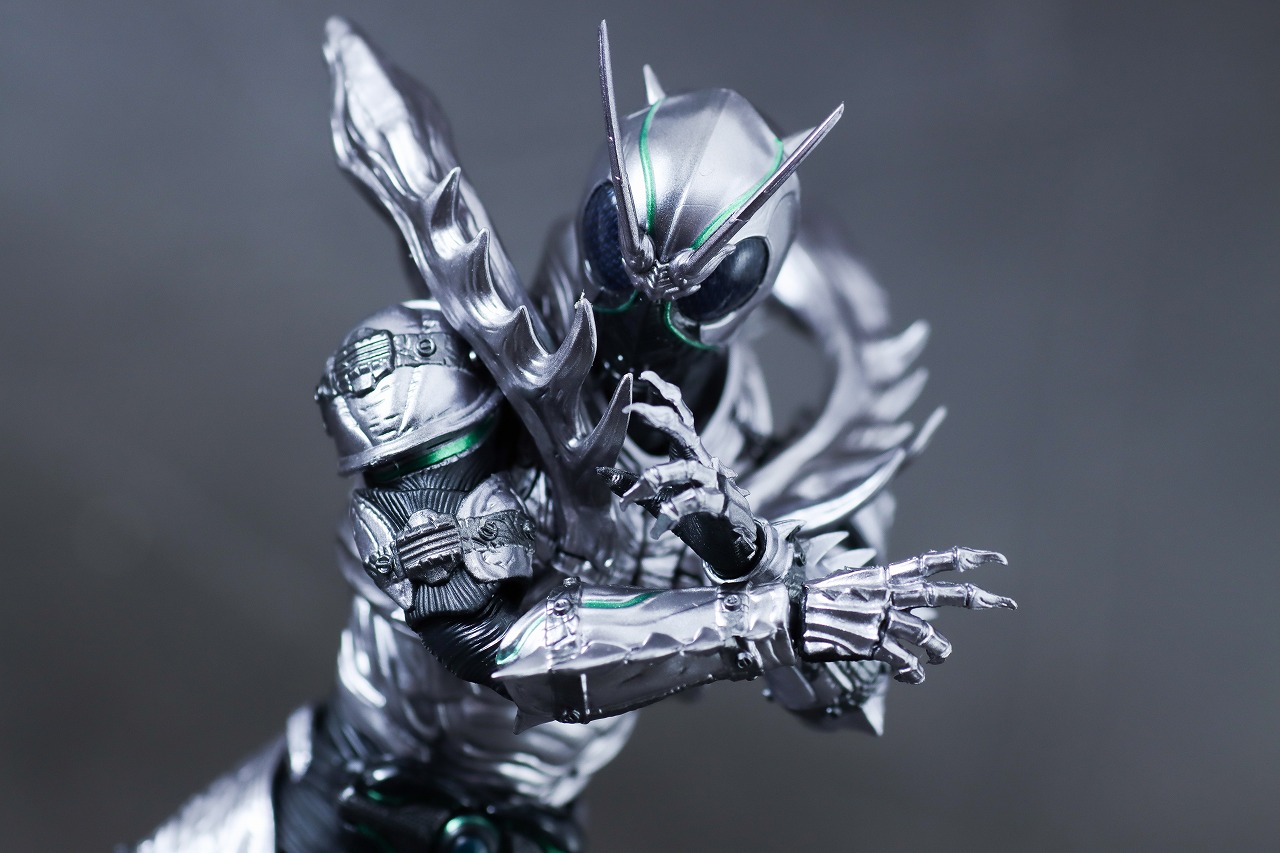 S.H.フィギュアーツ　仮面ライダーSHADOW MOON　レビュー