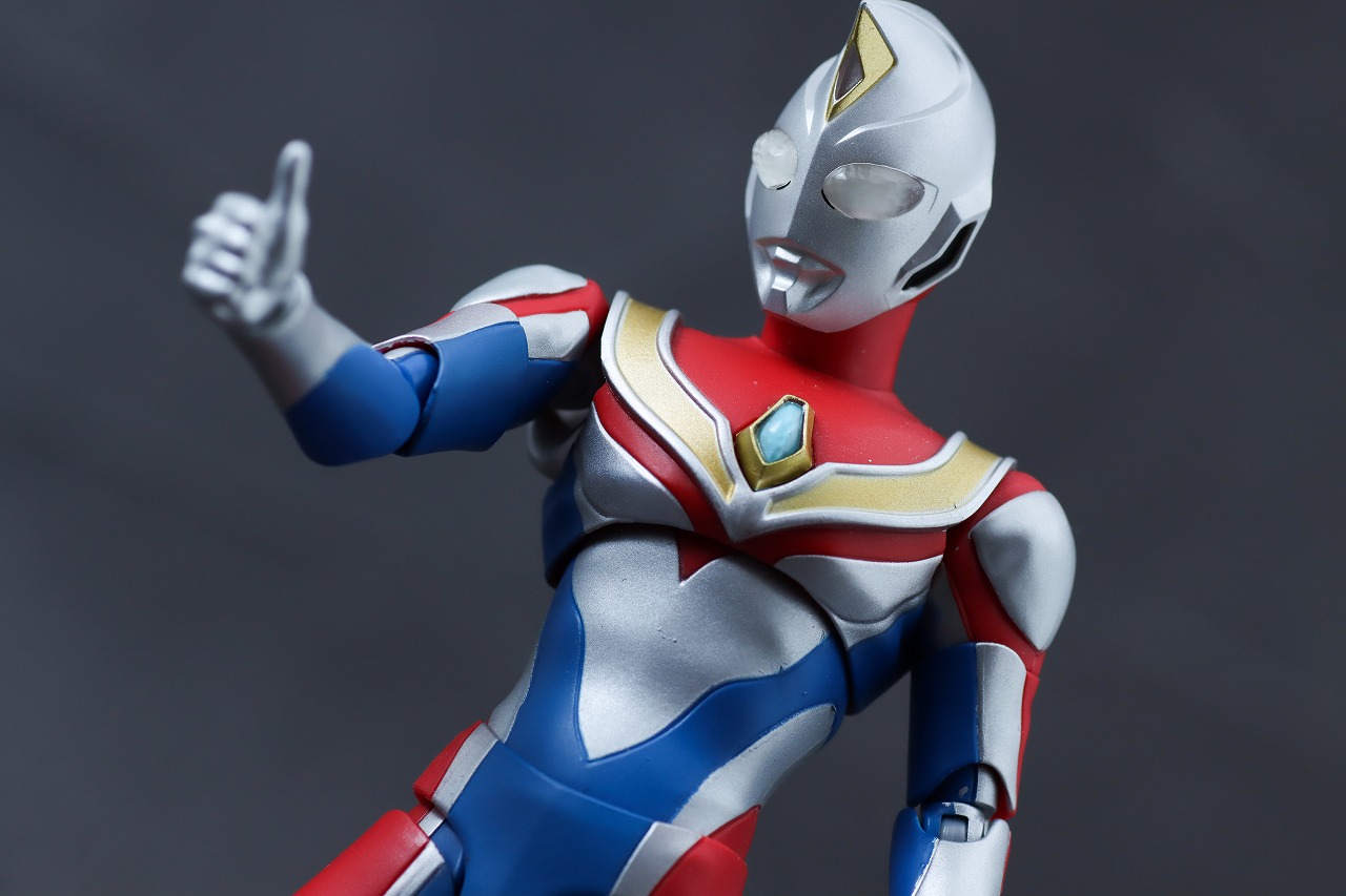 S.H.フィギュアーツ　ウルトラマンダイナ フラッシュタイプ　真骨彫製法　レビュー