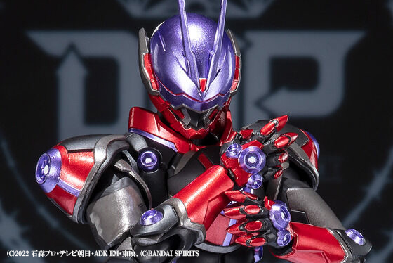 S.H.フィギュアーツ新作！仮面ライダーグレアが23年11月に限定発売！洗脳状態再現パーツも付属！