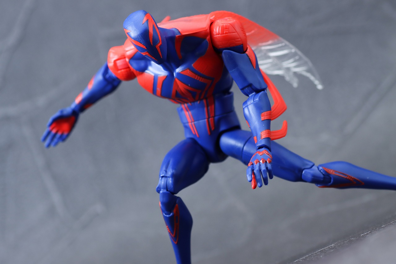 マーベルレジェンド　スパイダーマン2099　アクロス・ザ・スパイダーバース　レビュー　アクション