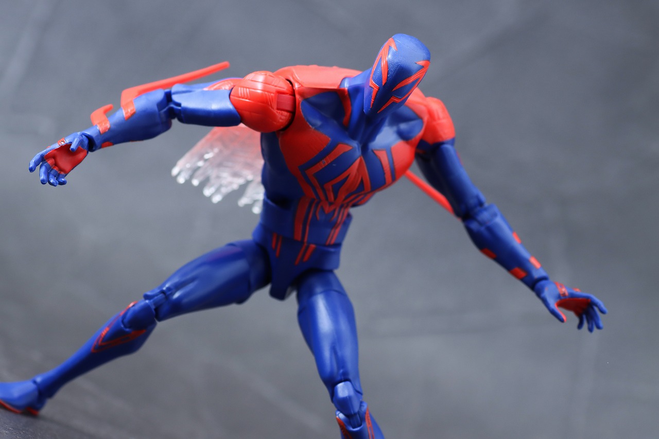 マーベルレジェンド　スパイダーマン2099　アクロス・ザ・スパイダーバース　レビュー　アクション