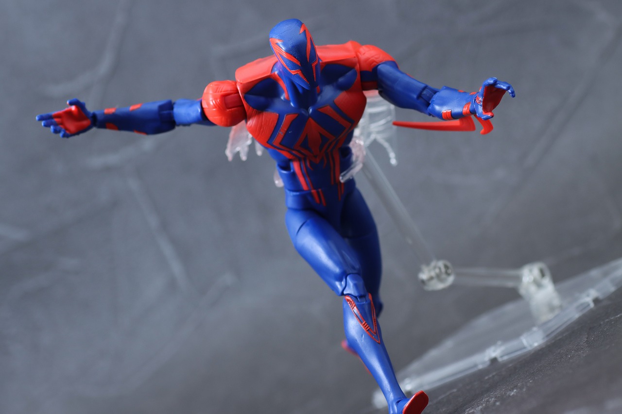 マーベルレジェンド　スパイダーマン2099　アクロス・ザ・スパイダーバース　レビュー　アクション