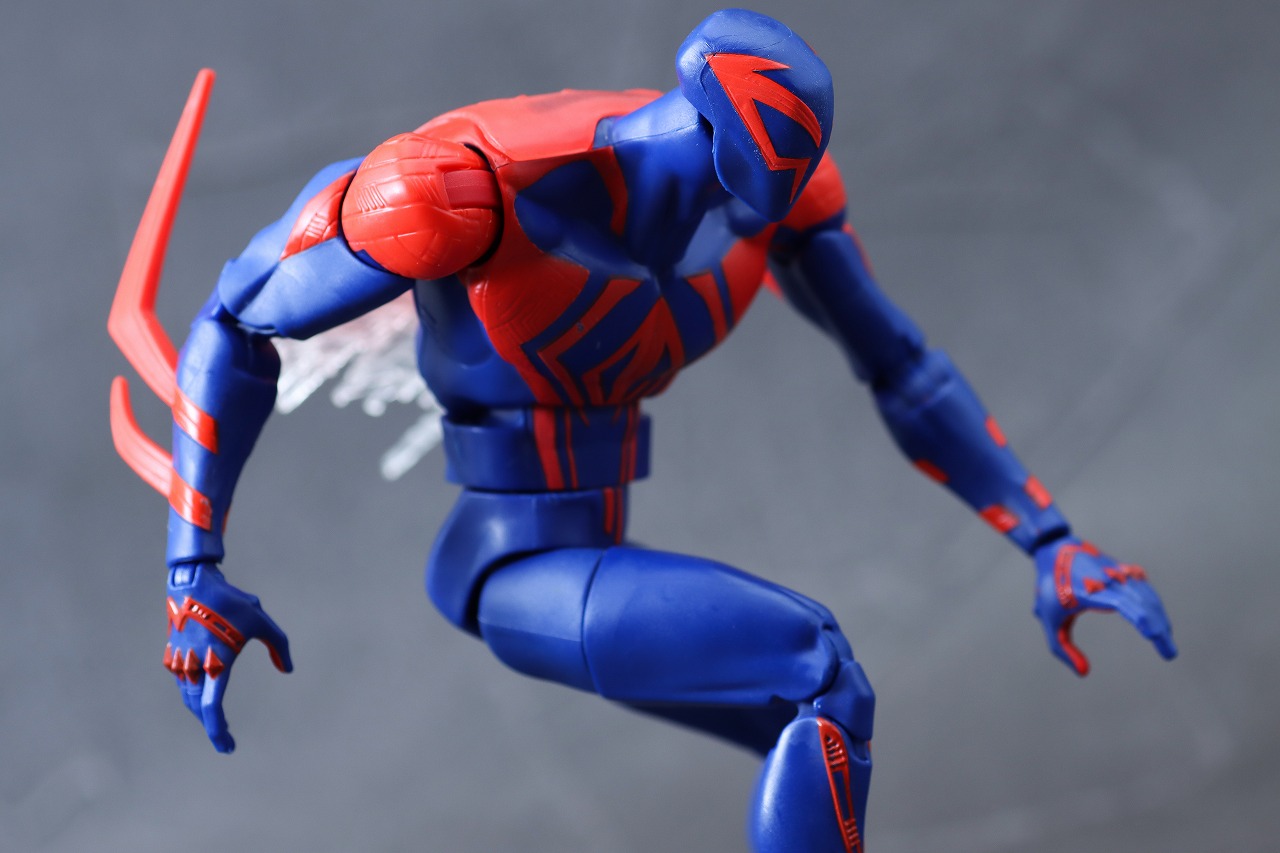 マーベルレジェンド　スパイダーマン2099　アクロス・ザ・スパイダーバース　レビュー　アクション