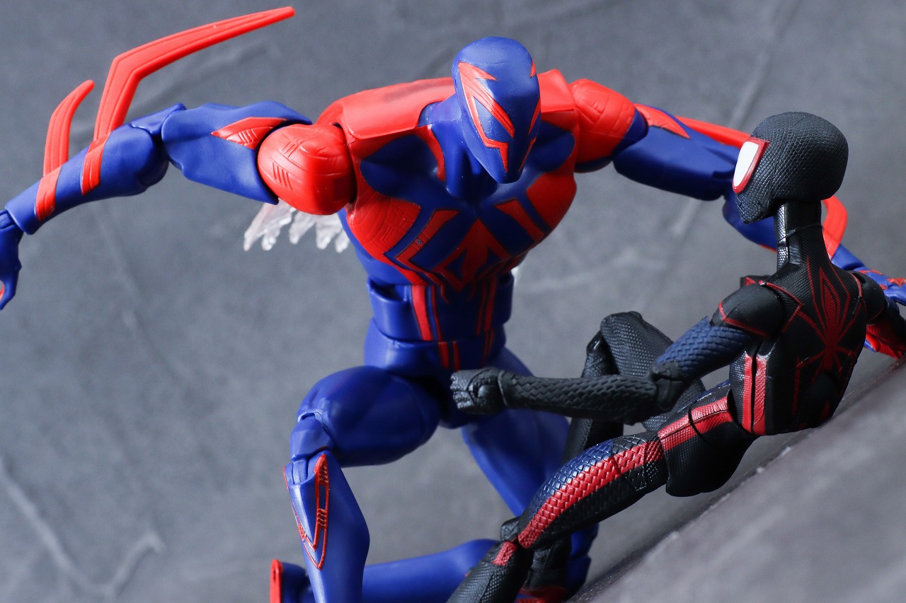 マーベルレジェンド　スパイダーマン2099　アクロス・ザ・スパイダーバース　レビュー　アクション　マイルス・モラレス