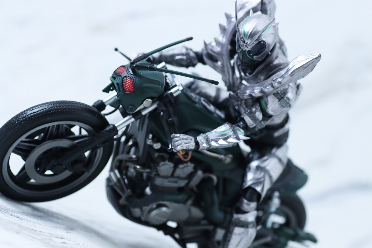 S.H.フィギュアーツ　バトルホッパー　仮面ライダーBLACK SUN　ブラックサン　レビュー　アクション