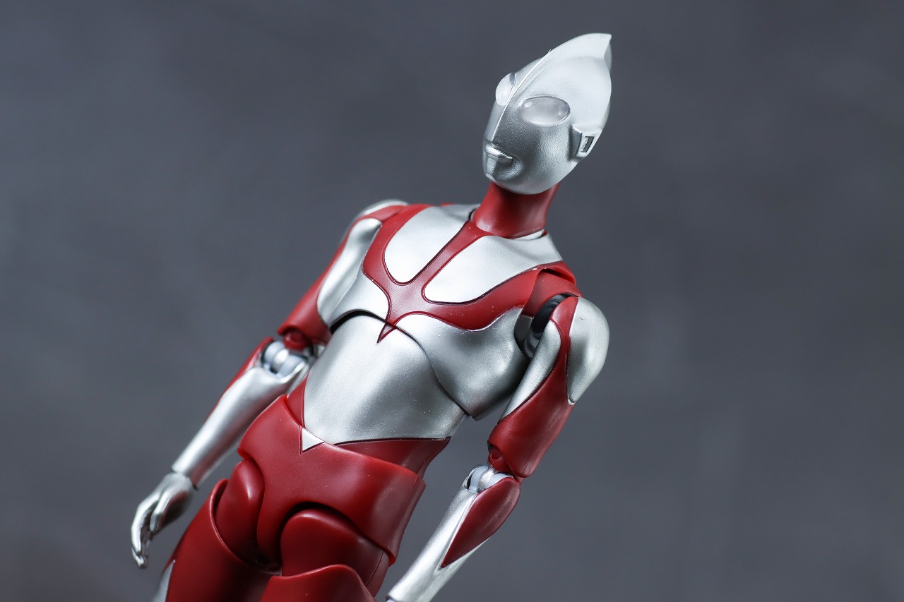 S.H.フィギュアーツ　ウルトラマン 降着時Ver.（『シン・ウルトラマン』）　レビュー　アクション　にせウルトラマン