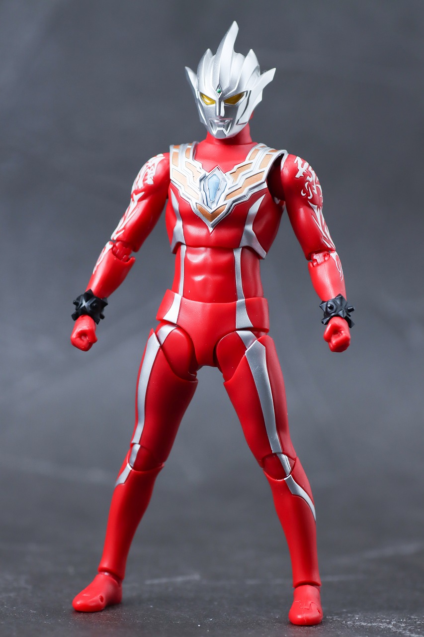 S.H.フィギュアーツ　ウルトラマンレグロス　レビュー　本体