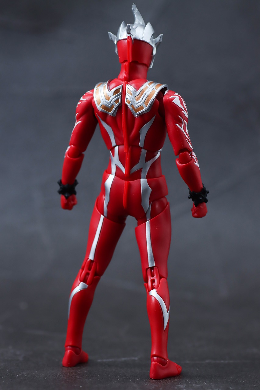 S.H.フィギュアーツ　ウルトラマンレグロス　レビュー　本体