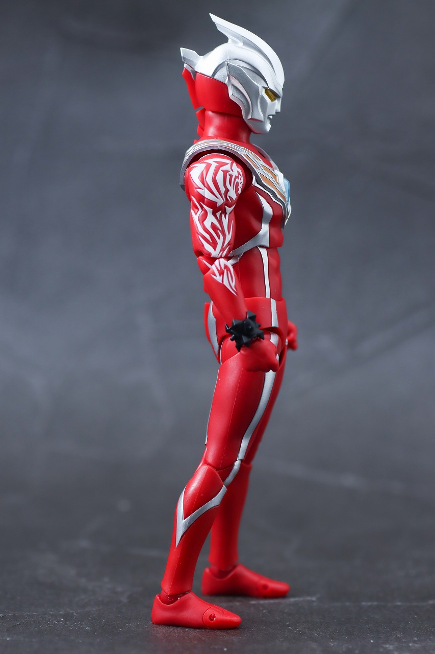 S.H.フィギュアーツ　ウルトラマンレグロス　レビュー　本体