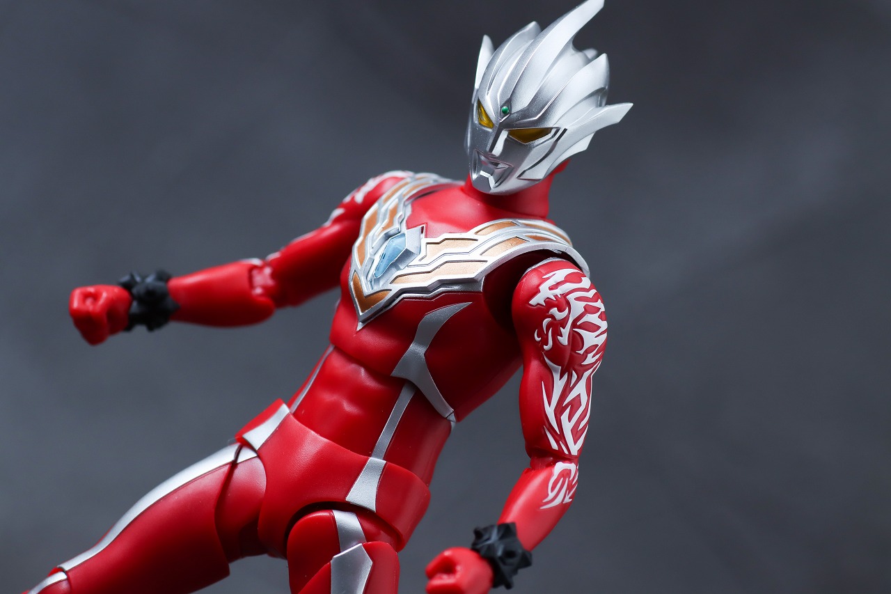 S.H.フィギュアーツ　ウルトラマンレグロス　レビュー　アクション