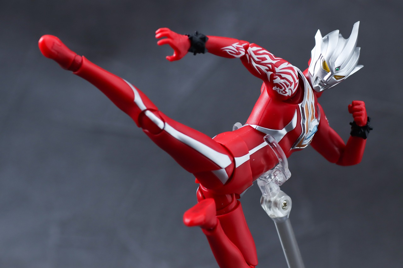 S.H.フィギュアーツ　ウルトラマンレグロス　レビュー　アクション