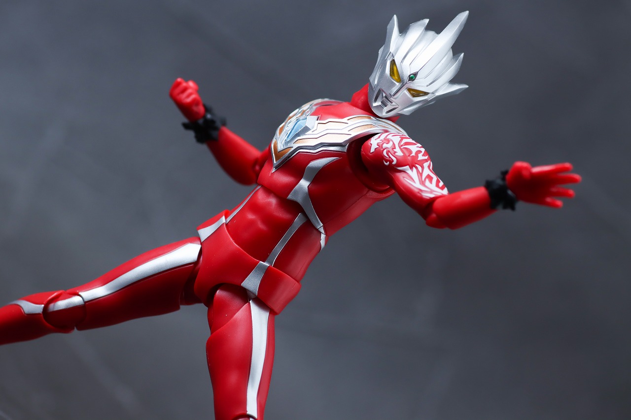 S.H.フィギュアーツ　ウルトラマンレグロス　レビュー