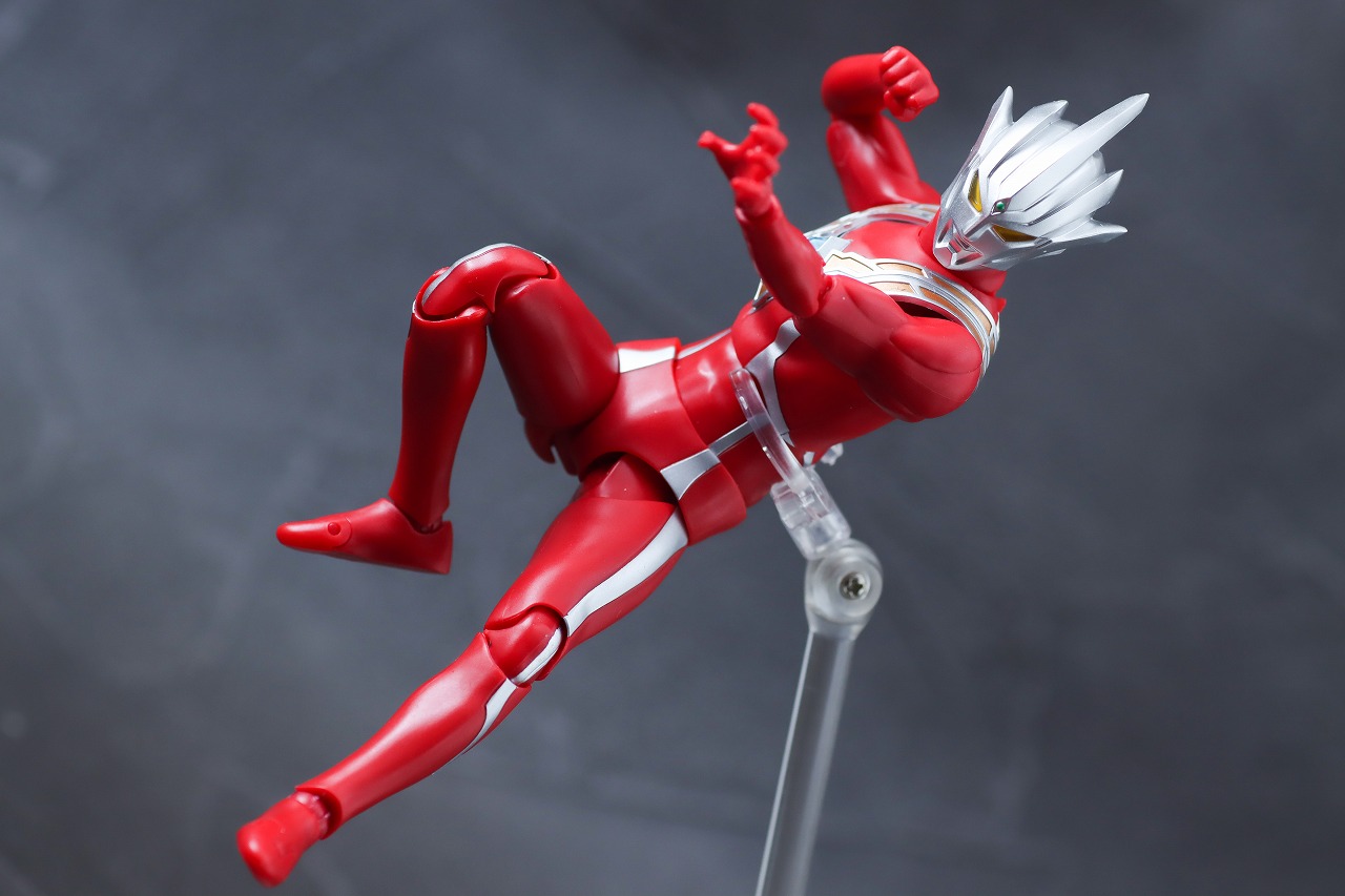 S.H.フィギュアーツ　ウルトラマンレグロス　レビュー　アクション