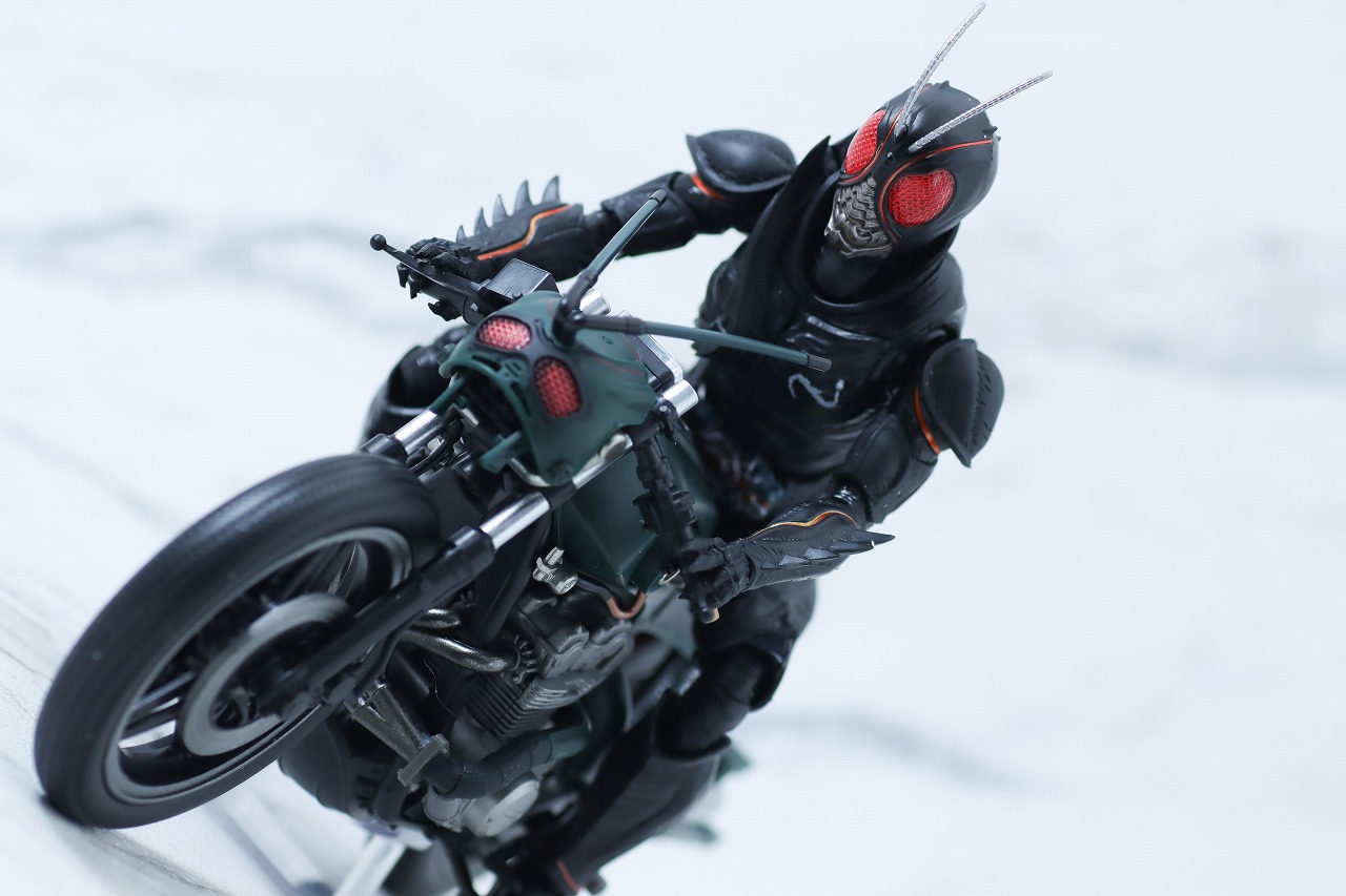 S.H.フィギュアーツ　バトルホッパー　仮面ライダーBLACK SUN　ブラックサン　レビュー　アクション