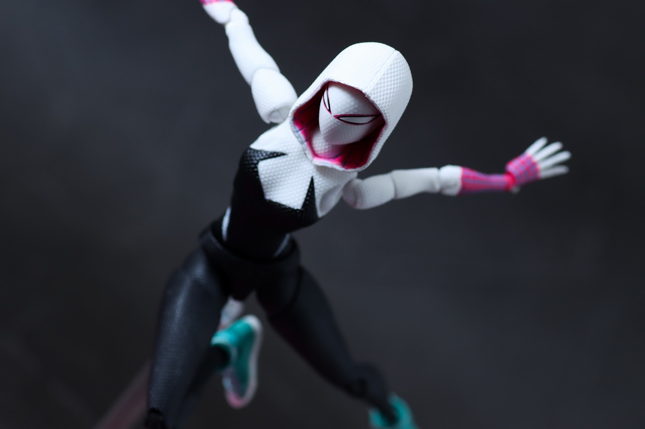 S.H.フィギュアーツ　スパイダーグウェン（スパイダーマン：アクロス・ザ・スパイダーバース）　レビュー　アクション