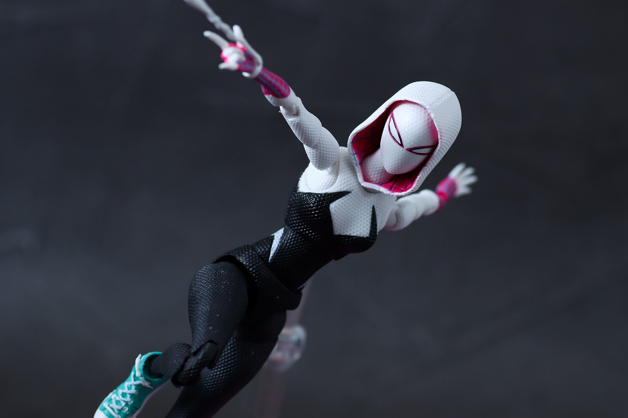 S.H.フィギュアーツ　スパイダーグウェン（スパイダーマン：アクロス・ザ・スパイダーバース）　レビュー　アクション