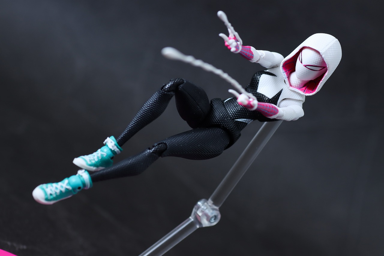 S.H.フィギュアーツ　スパイダーグウェン（スパイダーマン：アクロス・ザ・スパイダーバース）　レビュー　アクション