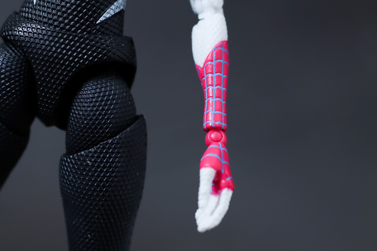 S.H.フィギュアーツ　スパイダーグウェン（スパイダーマン：アクロス・ザ・スパイダーバース）　レビュー　本体