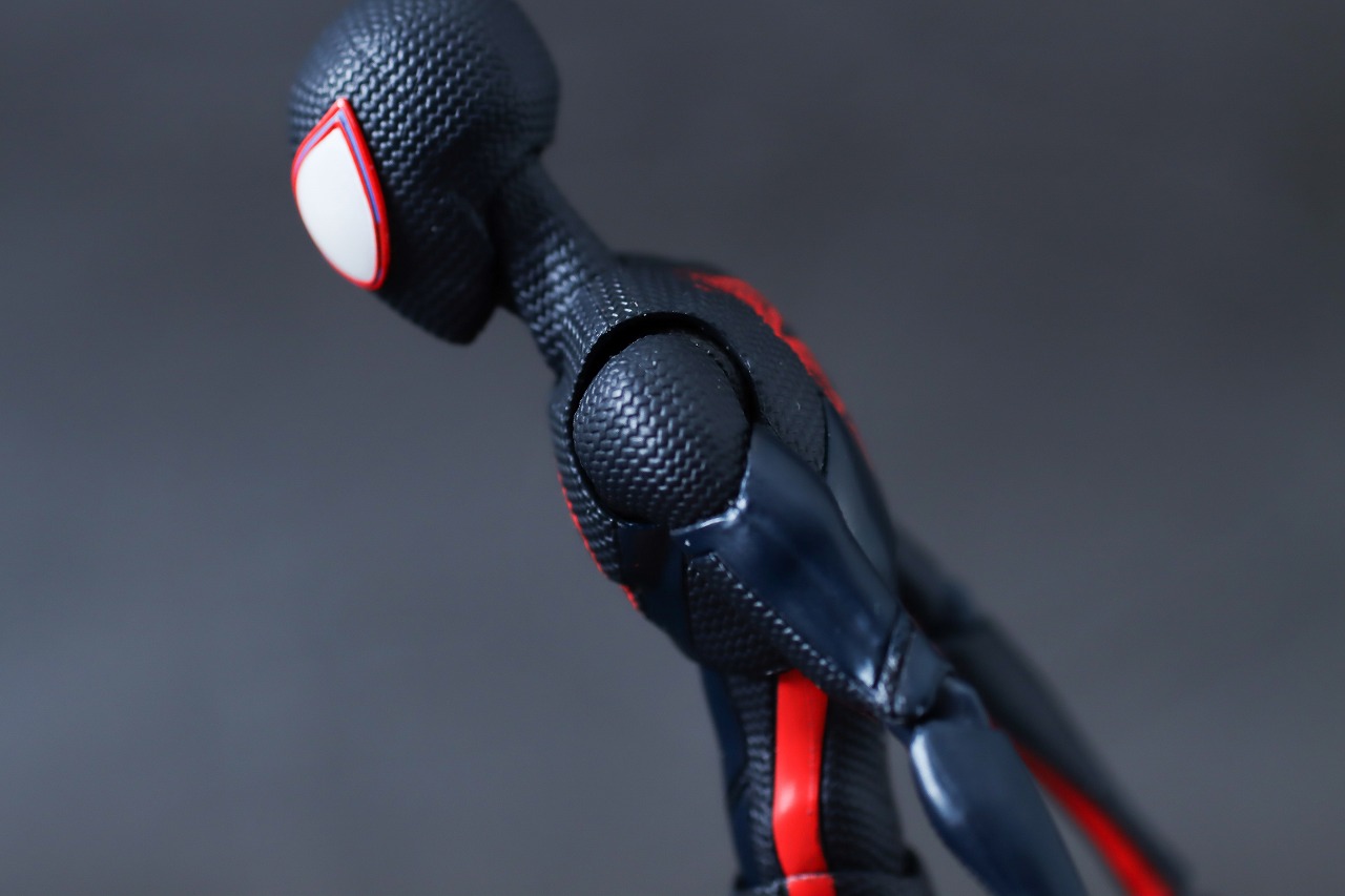 S.H.フィギュアーツ　マイルス・モラレス　スパイダーマン：アクロス・ザ・スパイダーバース　レビュー　可動範囲