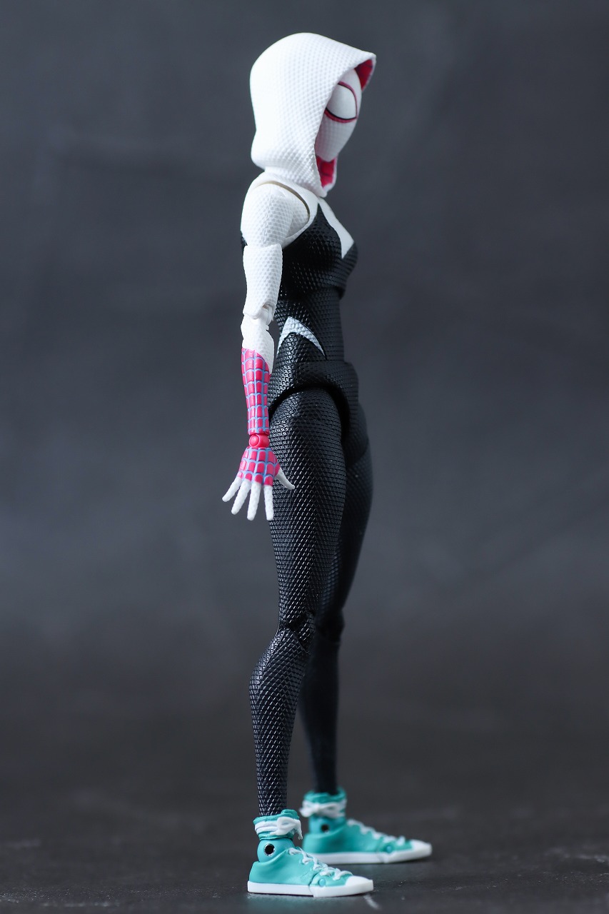 S.H.フィギュアーツ　スパイダーグウェン（スパイダーマン：アクロス・ザ・スパイダーバース）　レビュー　本体