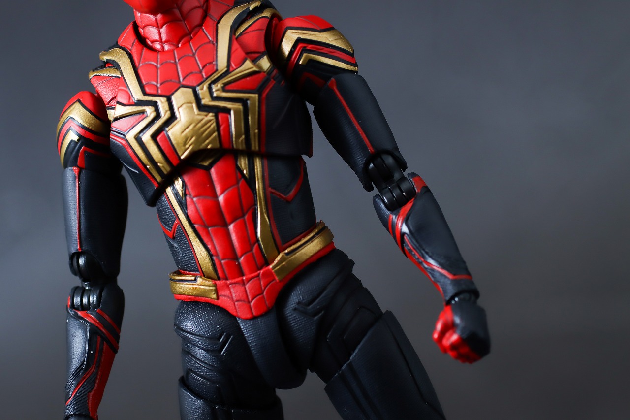 S.H.フィギュアーツ　スパイダーマン インテグレーテッドスーツ FINAL BATTLE EDITION　レビュー　本体