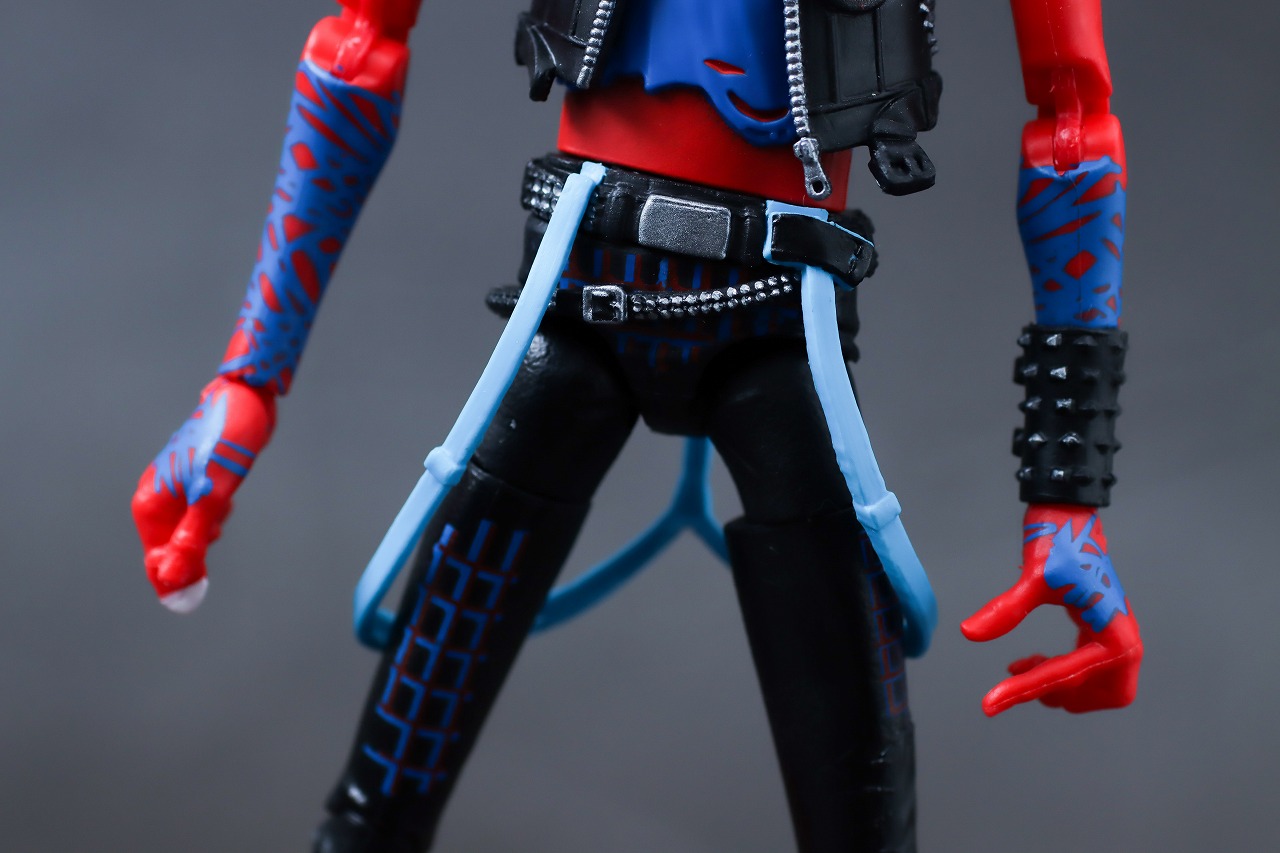 マーベルレジェンド　スパイダーパンク（スパイダーマン　アクロス・ザ・スパイダーバース）　レビュー　本体