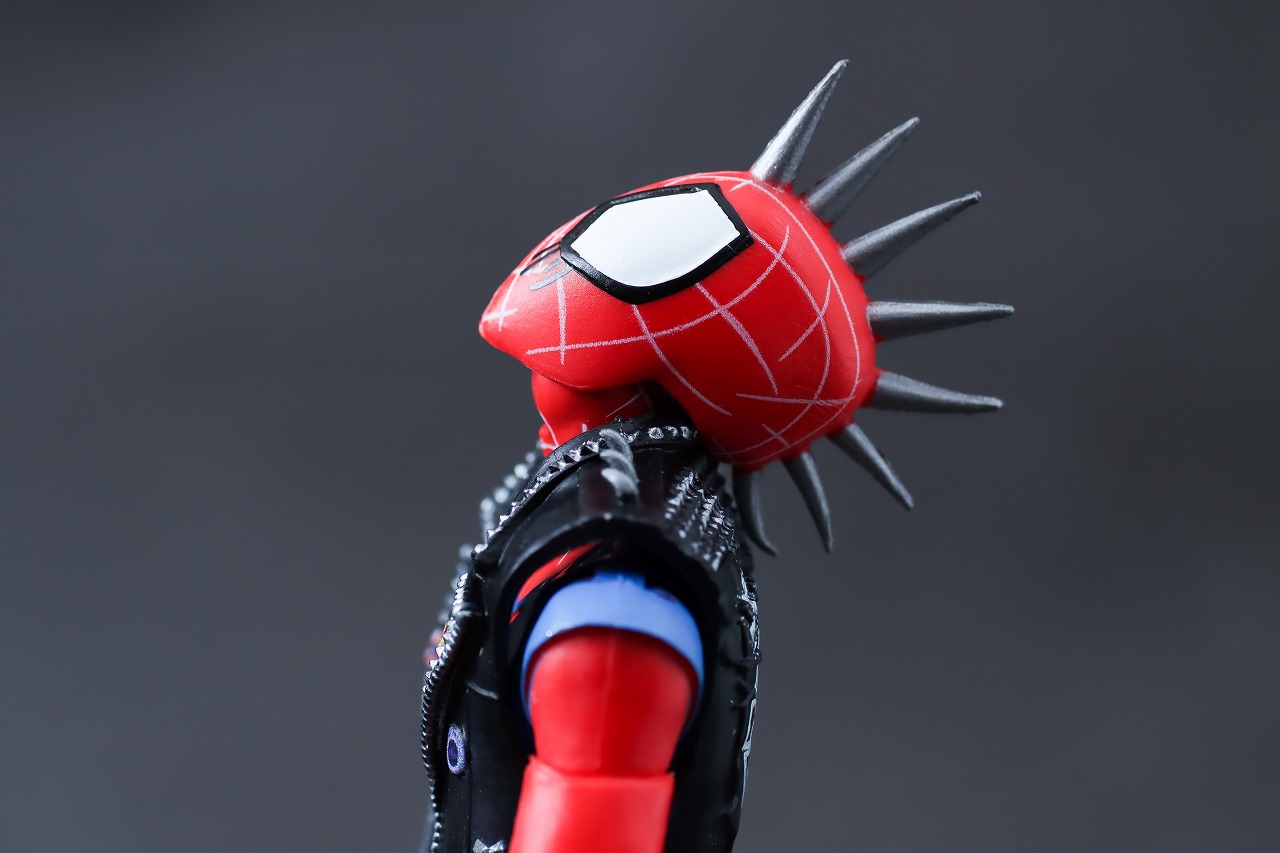 マーベルレジェンド　スパイダーパンク（スパイダーマン　アクロス・ザ・スパイダーバース）　レビュー　可動範囲