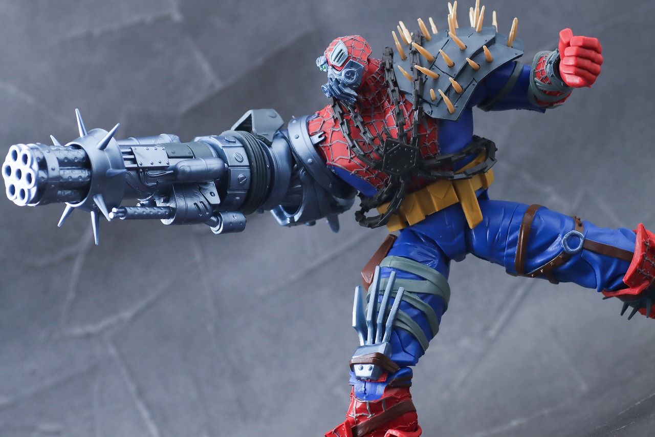 マーベルレジェンド　サイボーグ・スパイダーウーマン（スパイダーマン：アクロス・ザ・スパイダーバース）　レビュー　アクション