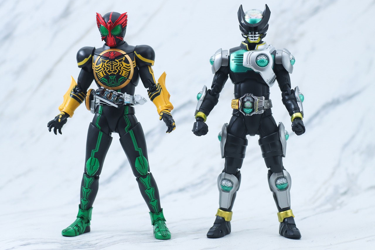 S.H.フィギュアーツ　仮面ライダーバース　真骨彫製法　レビュー　本体　仮面ライダーオーズ　タトバコンボ　比較