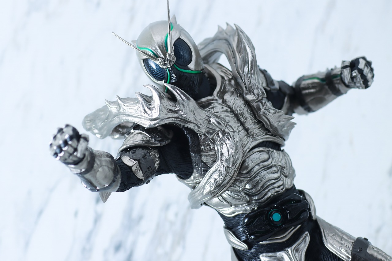 ホットトイズ　テレビ・マスターピース　仮面ライダーSHADOW MOON　レビュー　アクション