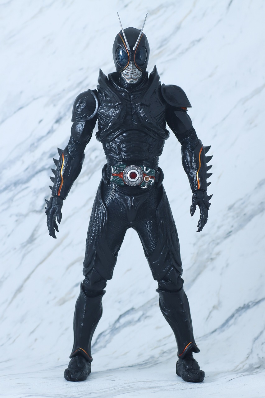 ホットトイズ　テレビ・マスターピース　仮面ライダーBLACK SUN　レビュー　本体