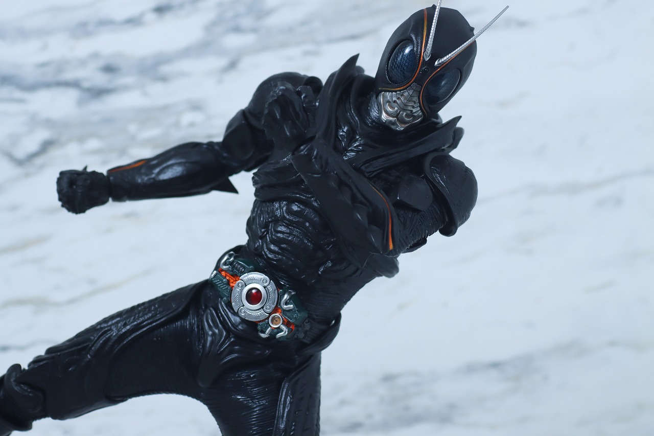 ホットトイズ　テレビ・マスターピース　仮面ライダーBLACK SUN　レビュー　アクション