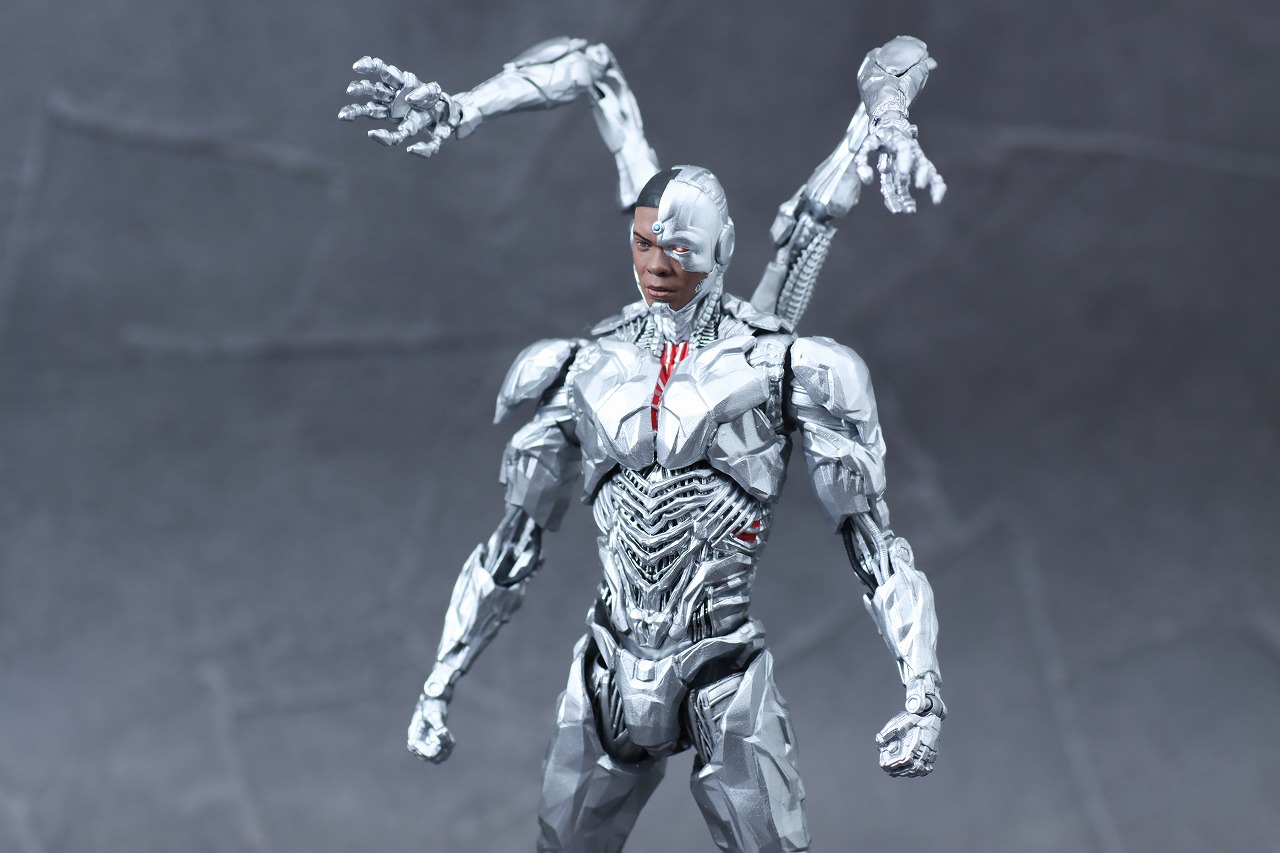 MAFEX　サイボーグ　ジャスティス・リーグ　ザック・スナイダーカット　レビュー　付属品　四本腕