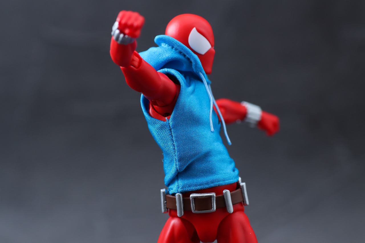 MAFEX　スカーレット・スパイダー　レビュー　可動範囲