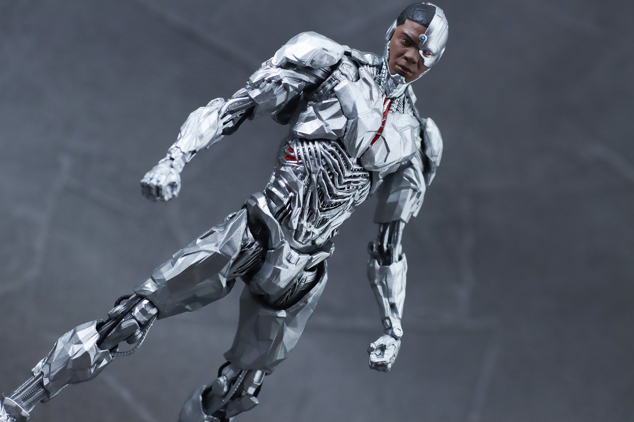 MAFEX　サイボーグ　ジャスティス・リーグ　ザック・スナイダーカット　レビュー　アクション