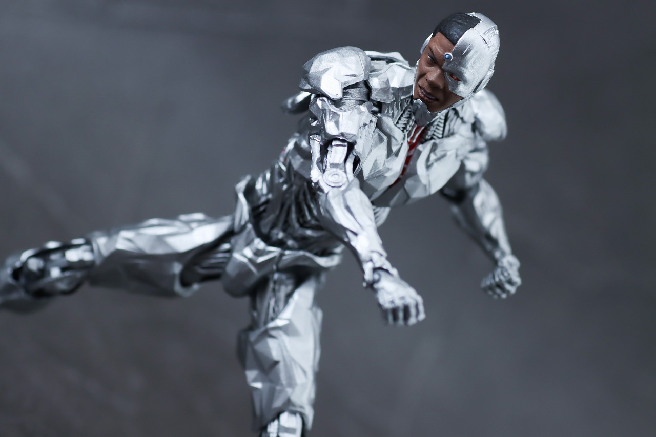 MAFEX　サイボーグ　ジャスティス・リーグ　ザック・スナイダーカット　レビュー　アクション